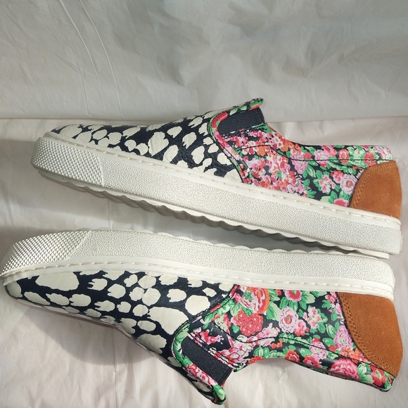 COACH Limited Edition Floral Animal Print Suede Leather Slip On Sneakers Size 6B - Picture 2 of 6